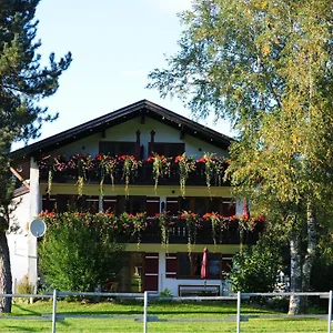 Der Landhof Apartment