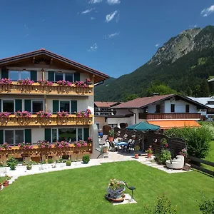 Alpenflair Gaestehaus Tepferdt Apartment